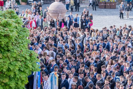 18 intézmény, 86 osztály, 1856 ballagó diák – három év után ismét városi ballagást tartottak