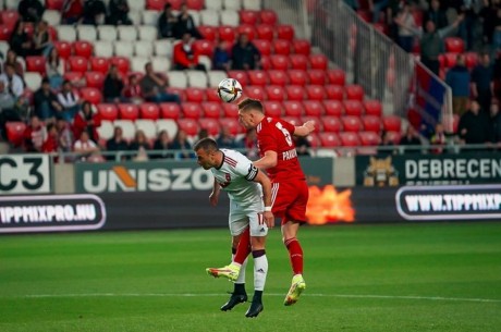 Labdarúgás - Három gólos székesfehérvári siker Debrecenben