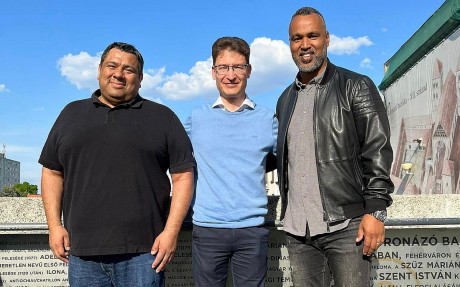 Fehérvár Enthroners - karnyújtásnyira egy nagy touchdown