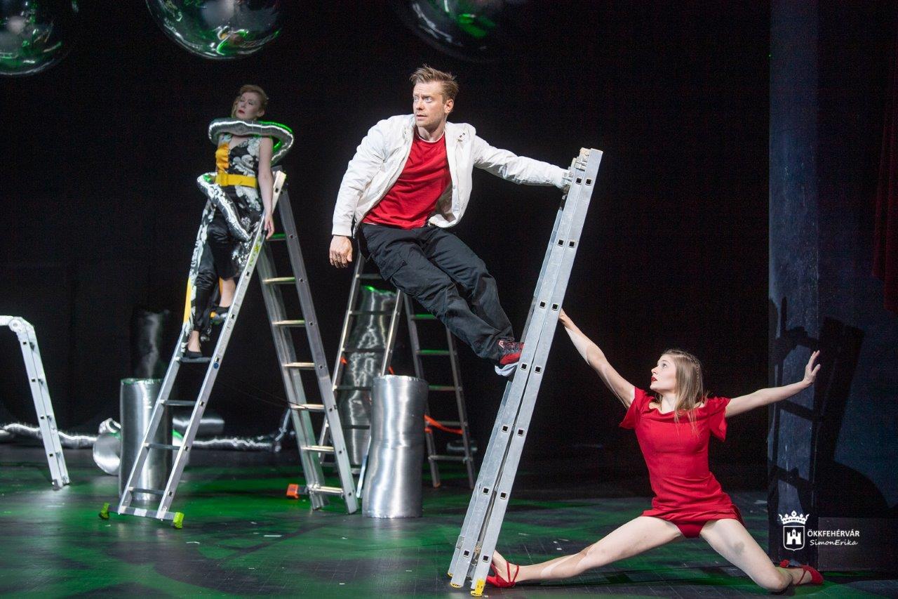 A Vörösmarty Színházban debütál a szombaton a Szentivánéji álom