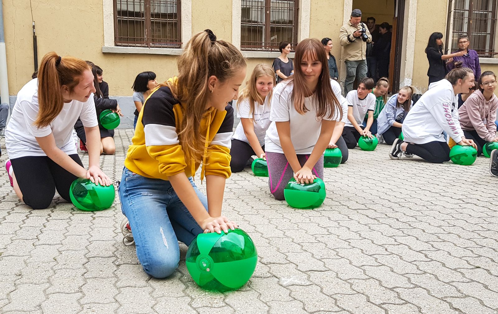 Újraindítják a Hős Képzést - a fehérvári mentőállomáson is várják az érdeklődőket