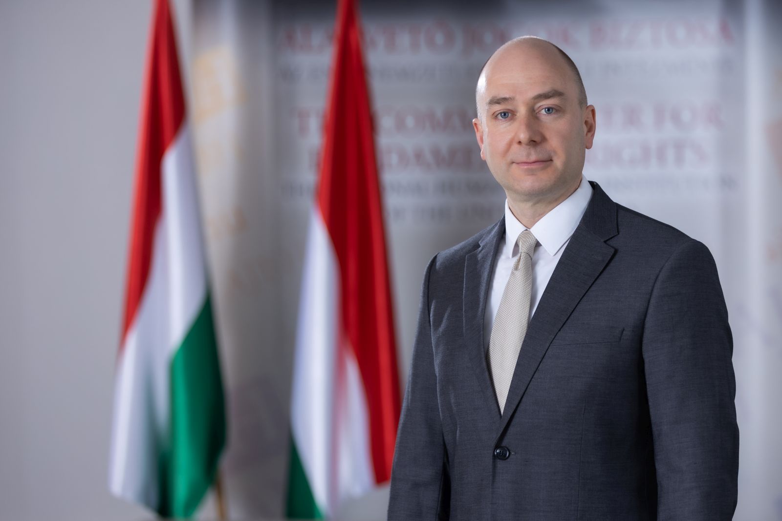 Sikeresen startolt a területi ombudsmani iroda Székesfehérváron