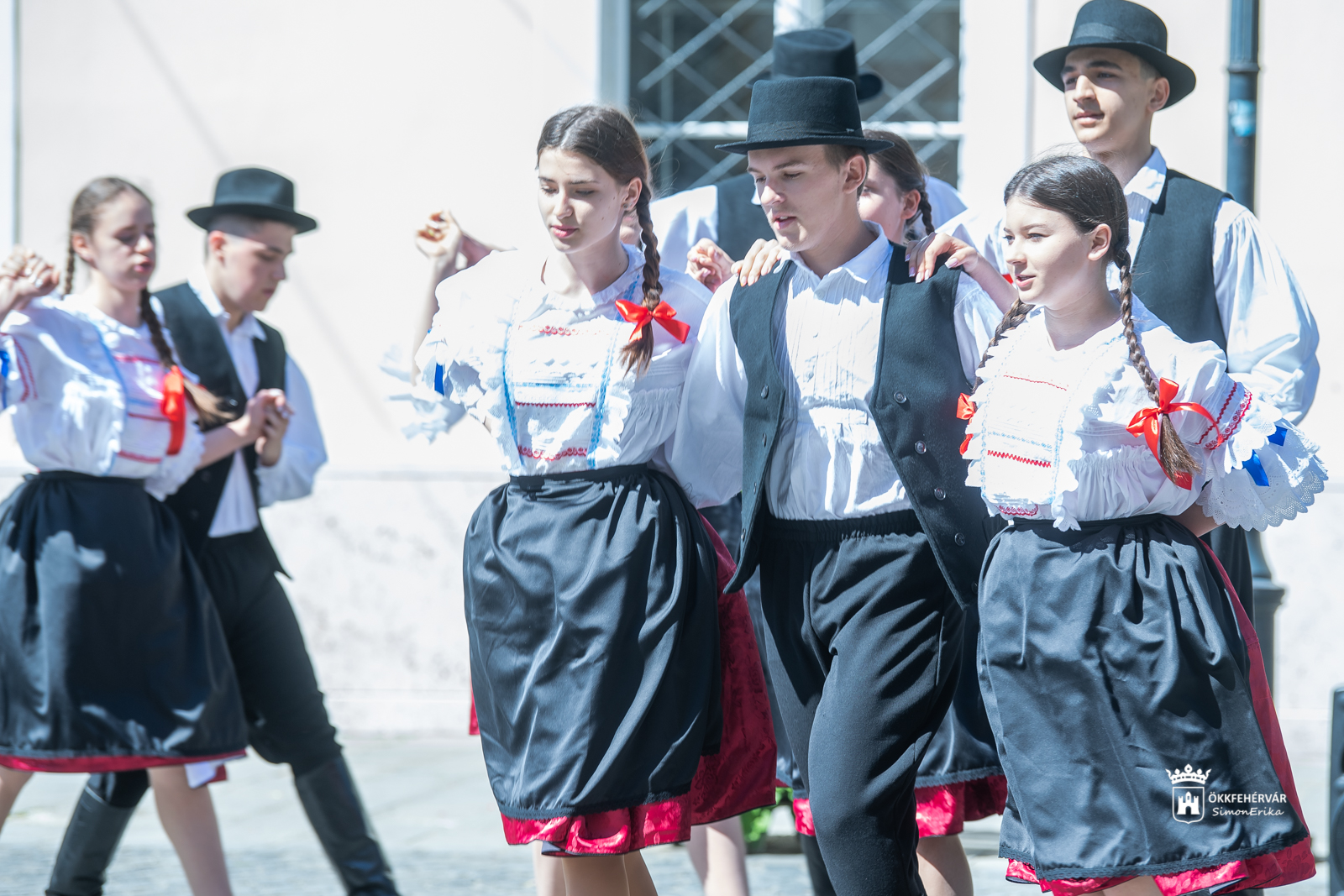 Tradicionális táncok és zene - Horvát Nemzetiségi Napot ünnepeltek a Belvárosban