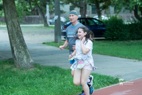 Gyűlnek a fehérvári kilométerek – Futókörök napja a Halesz ligetben