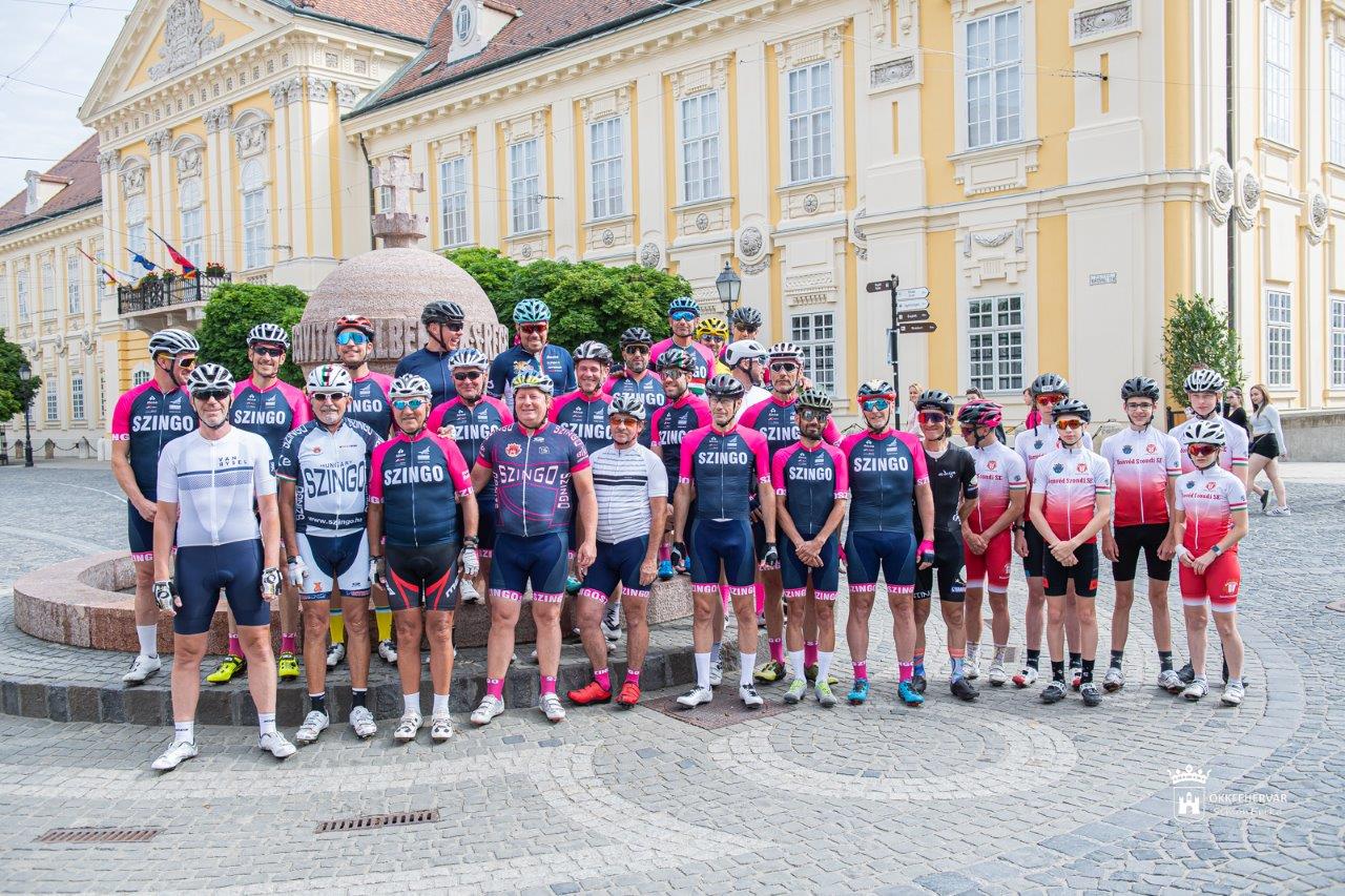 Az Országalmánál köszöntötték Boros Pált 75. születésnapján