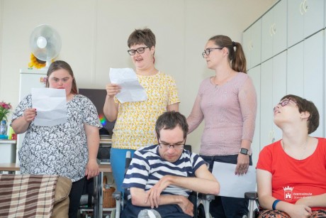 Önálló életvitelhez segíti a fogyatékkal élőket a Napraforgók Háza