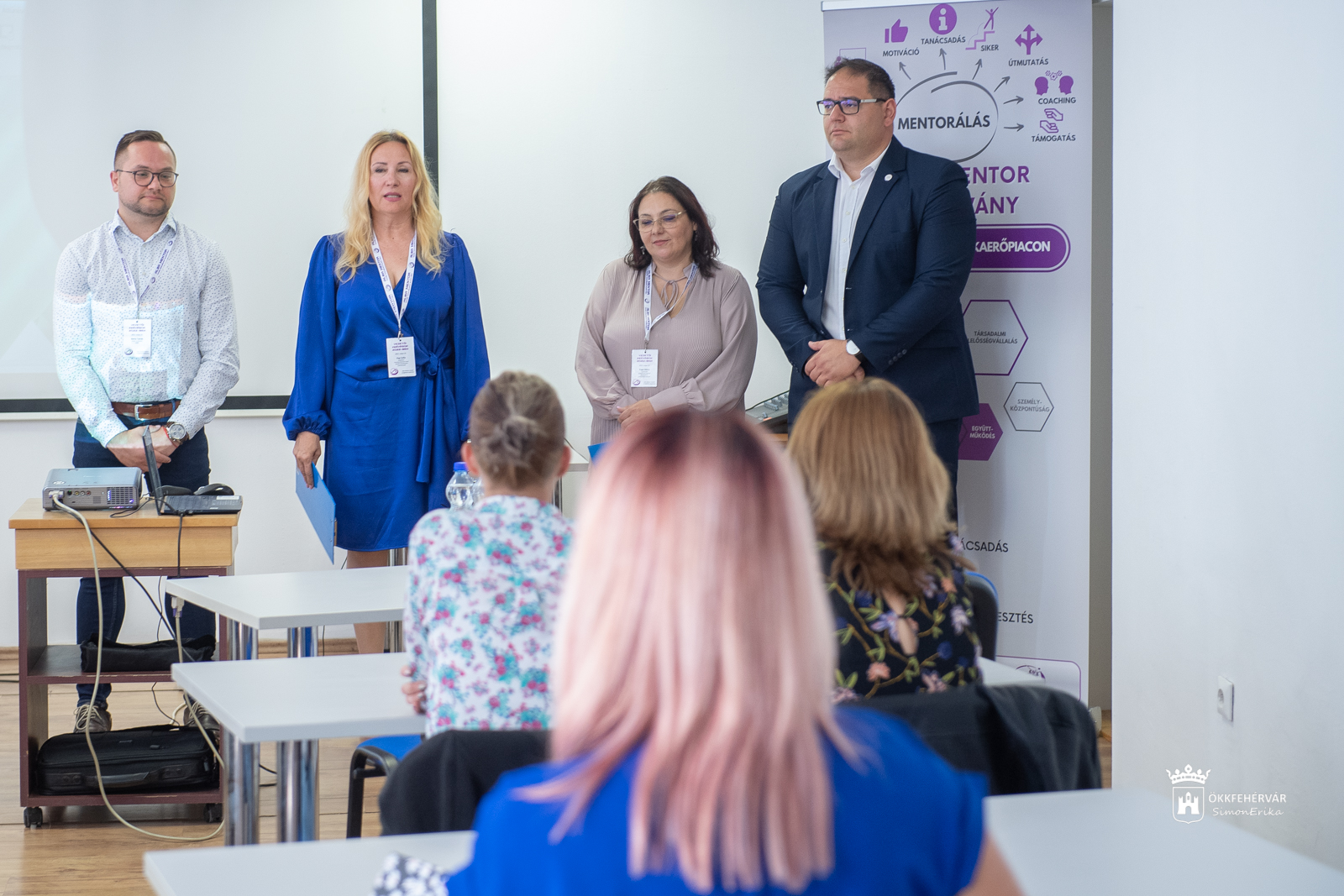 Vezetői kihívások 2022-ben - cégvezetőknek szervezett mentorprogramot az Alba Mentor Alapítvány