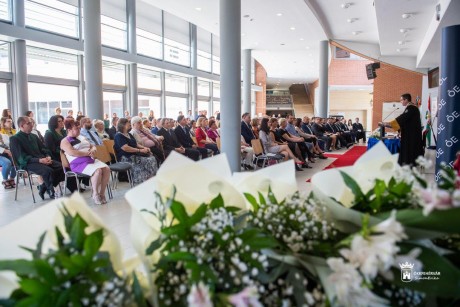 Címzetes egyetemi docensi címet vett át Mészáros Attila az Óbudai Egyetemen