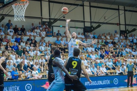 Kosárlabda - Egy labdás meccsen nyert a Falco, két lépéssel vezet