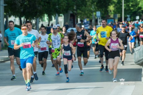Idén is több százan futottak a tiszta, egészséges Székesfehérvárért