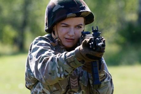 Elhivatott kadétokat nevelnek a katonai pályára Székesfehérváron