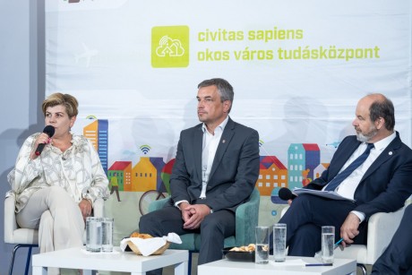 „A digitalizáció itt van