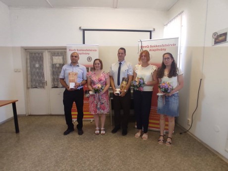 Elismerést kaptak a fehérvári mentők -  az egyenruhások érdekében létrehozott alapítvány díjazta a legjobbakat