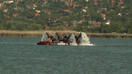 Oxigénnel dúsítják a Velencei-tó vizét - mindenhol jó a vízminőség