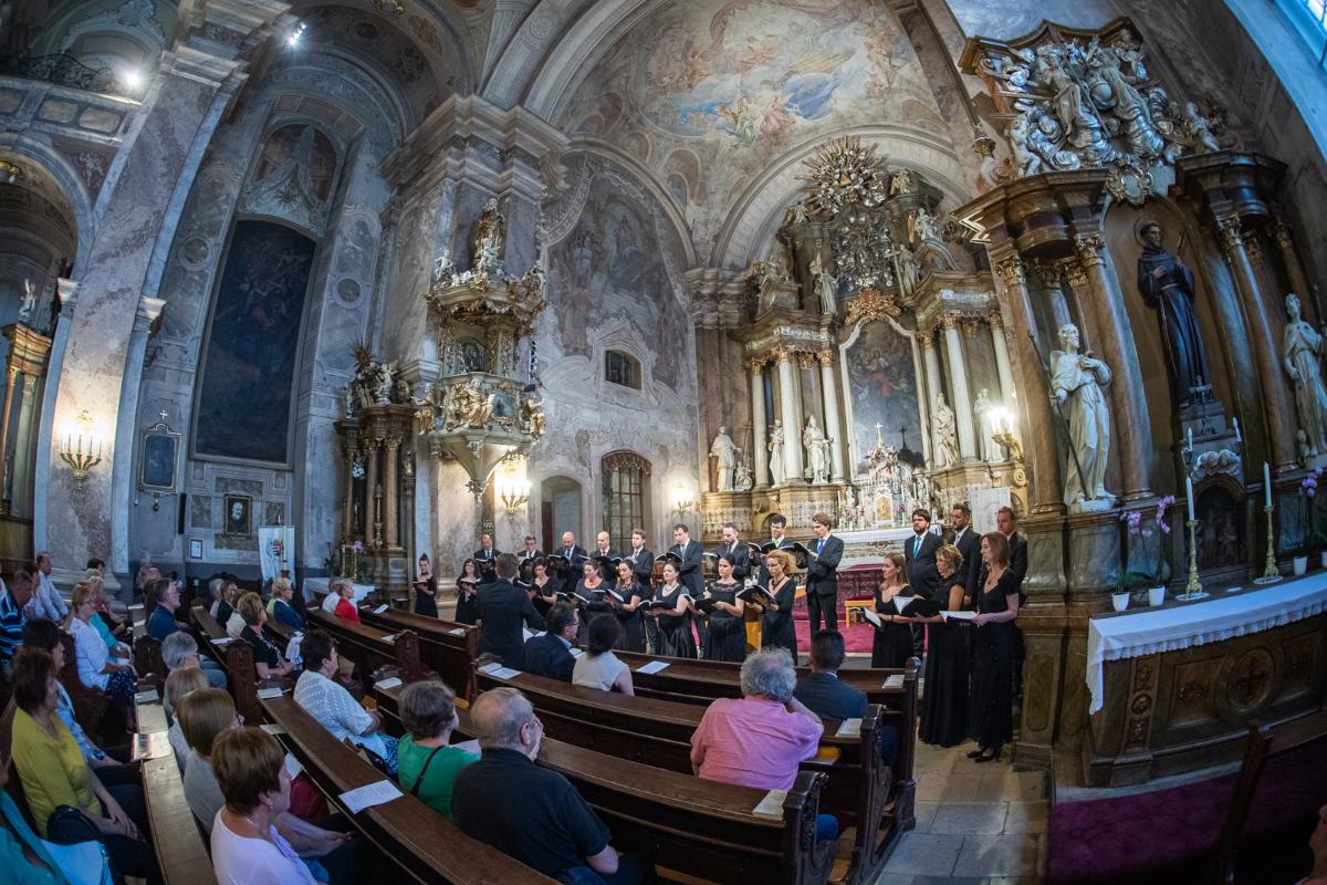 Harmonia Albensis - elkezdődött a templomi koncertsorozat