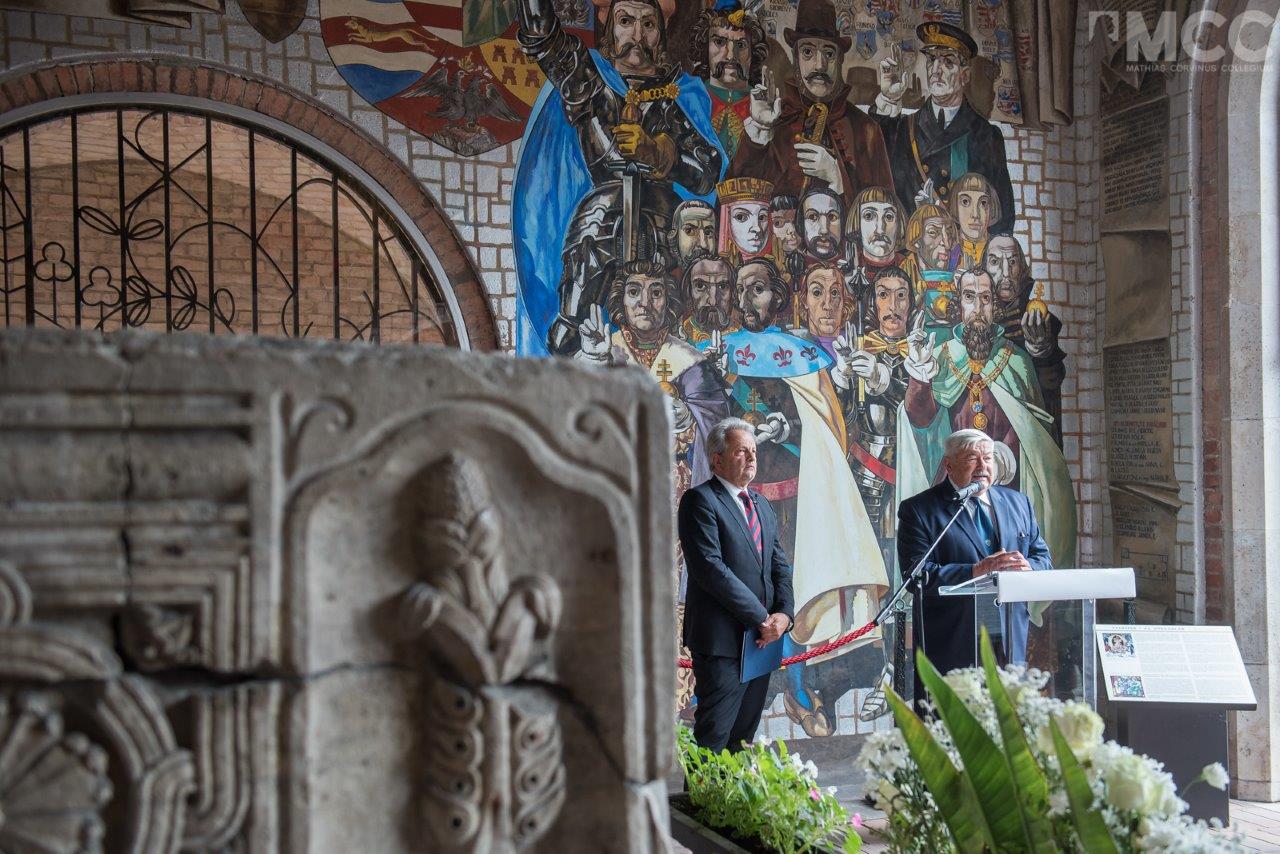 Az állami ünnepségek közé emelnék Székesfehérvárt Szent István ünnepén