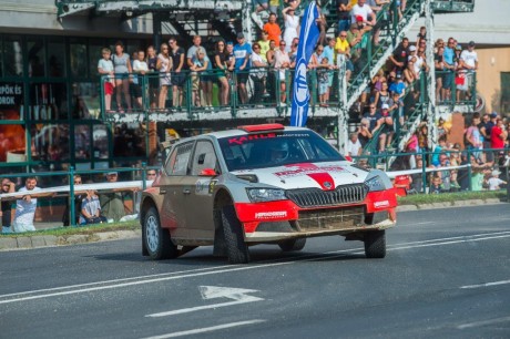Szombati lezárások a rallye szuperspeciál miatt