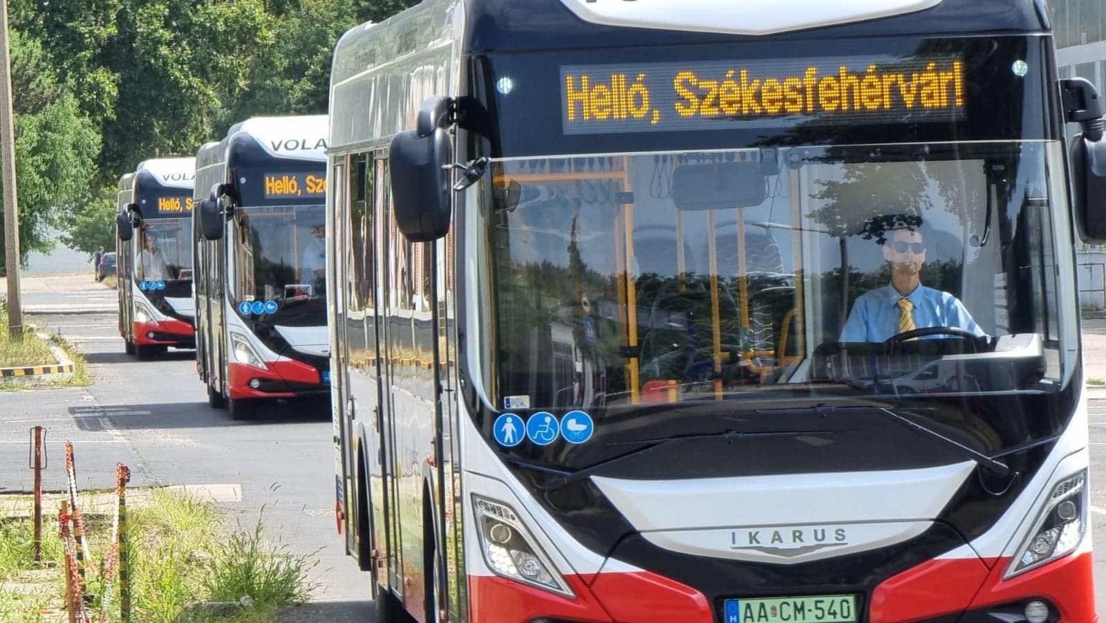 Újabb három elektromos busz áll szolgálatba hétfőtől Székesfehérváron