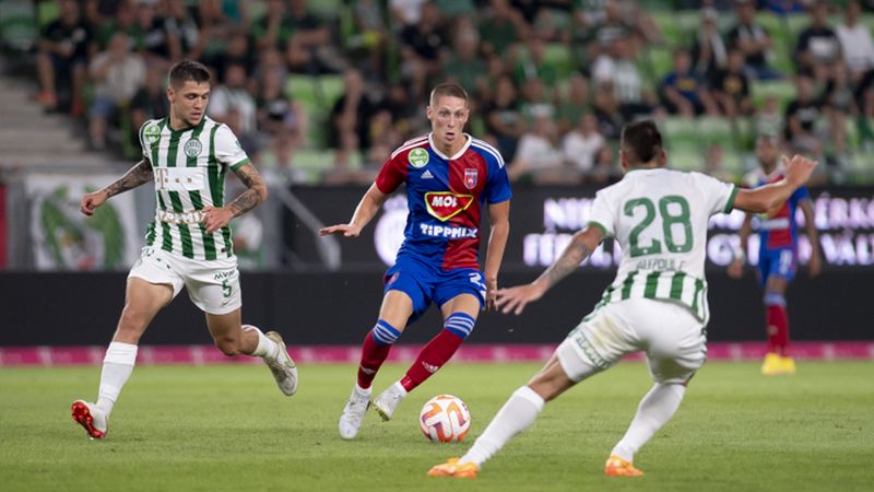 Vereség után, EKL kupamérkőzés előtt a MOL Fehércár FC csapata