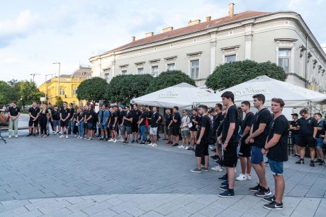 Gólyatúra 2022. - közös tanévnyitóval kezdték az évet a város egyetemei