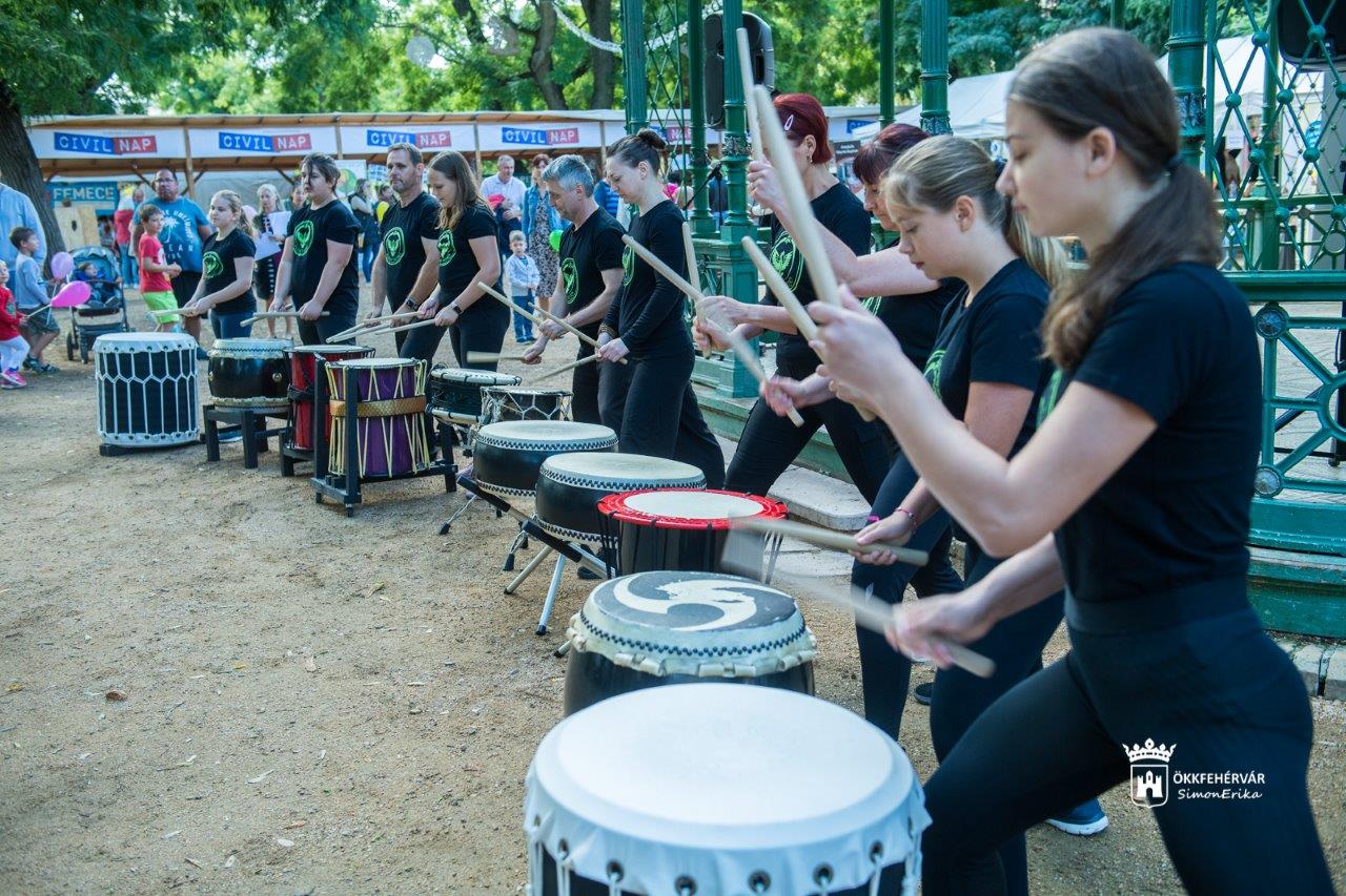 A civil közösségek adják a város erejét! – Civil Nap a Zichy ligetben