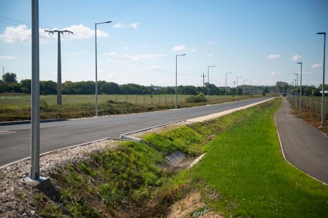 Határidőig befejeződhet a déli összekötő építése