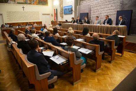 Iskola és víziközmű-fejlesztésekről is döntött a közgyűlés pénteki ülésén