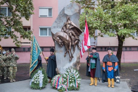 Istennel a hazáért, a szabadságért - felavatták a Rákóczi-emlékművet