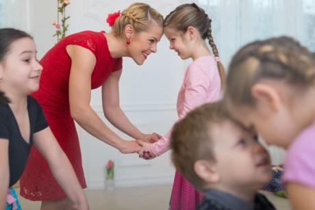 Vasárnapi flashmob a magyar népi játék napján