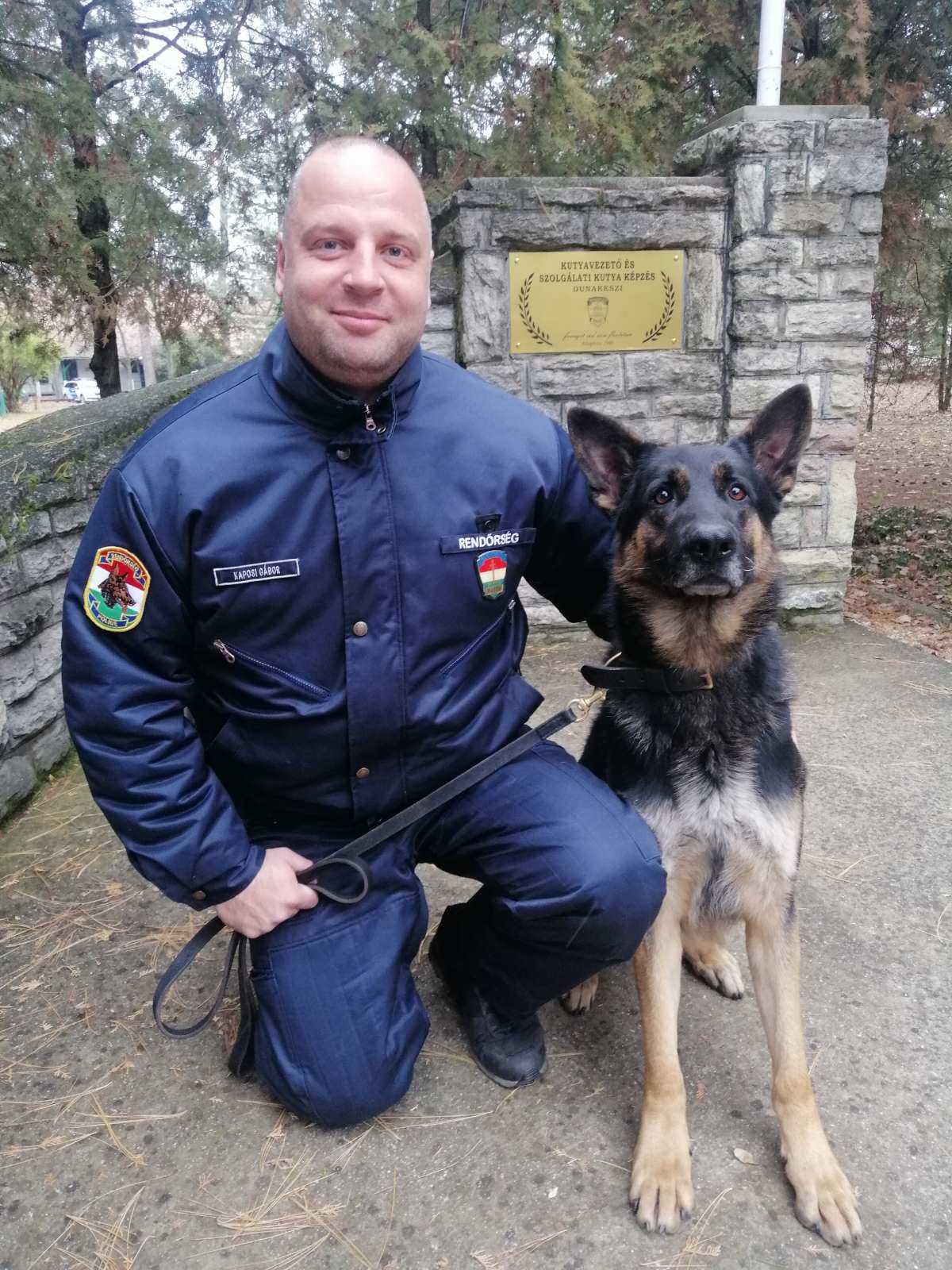 Fehérvári rendőrkutyás páros buktatta le a betörőt - kattant a tolvaj kezén a bilincs