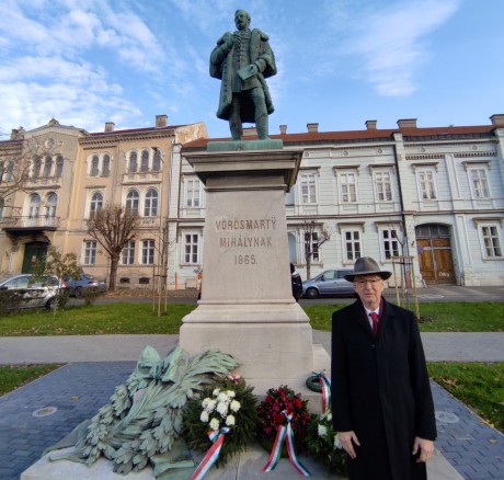 Megemlékezések Vörösmarty Mihály születésének 222. évfordulóján