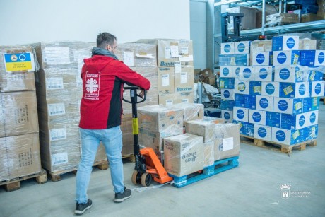 Civil összefogás a Kárpátalján élőkért - több mint 400 csomagot küldenek