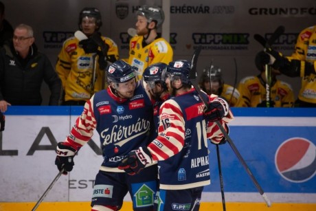 Sorozatban harmadszor nyert a Hydro Fehérvár AV19 jégkorongcsapata