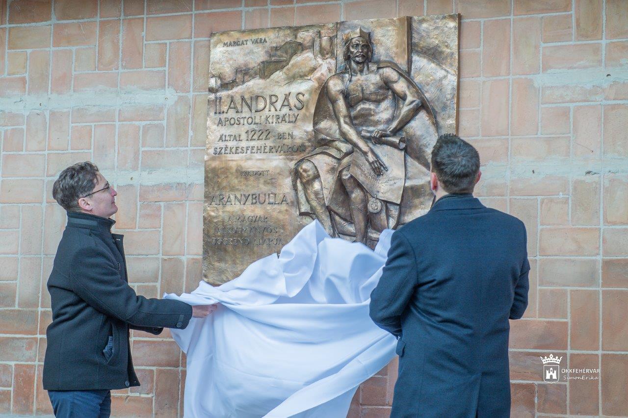 II. András király emléktáblájának avatásával zárult az Aranybulla Emlékév