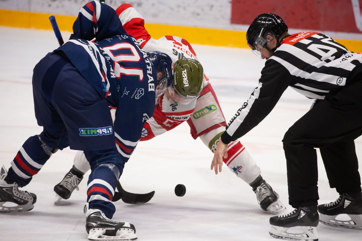 Jégkorong, kosárlabda, röplabda mérkőzések várnak csapatainkra a héten