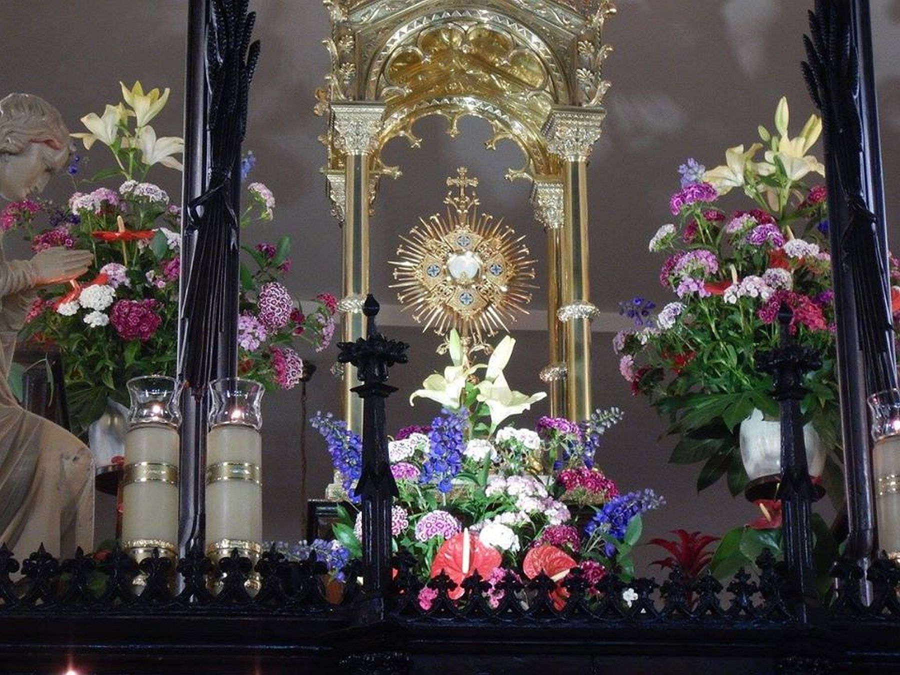 Éjjel-nappal tartó folyamatos szentségimádás lesz január 13-án