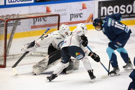 Kettős emberelőnyben kapott góllal maradt alul a Fehérvár Jégkorong Akadémia