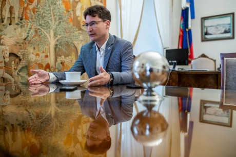 Nagyinterjút közölt az Index Székesfehérvár polgármesterével