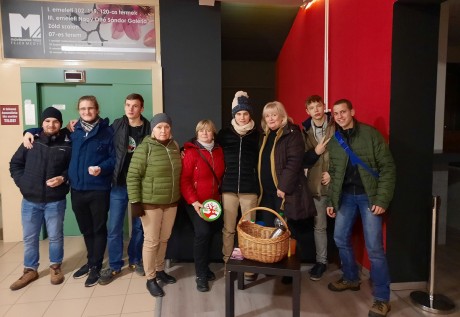 A Larry című filmre hívták el a Lurkó Egyesület támogatottjait