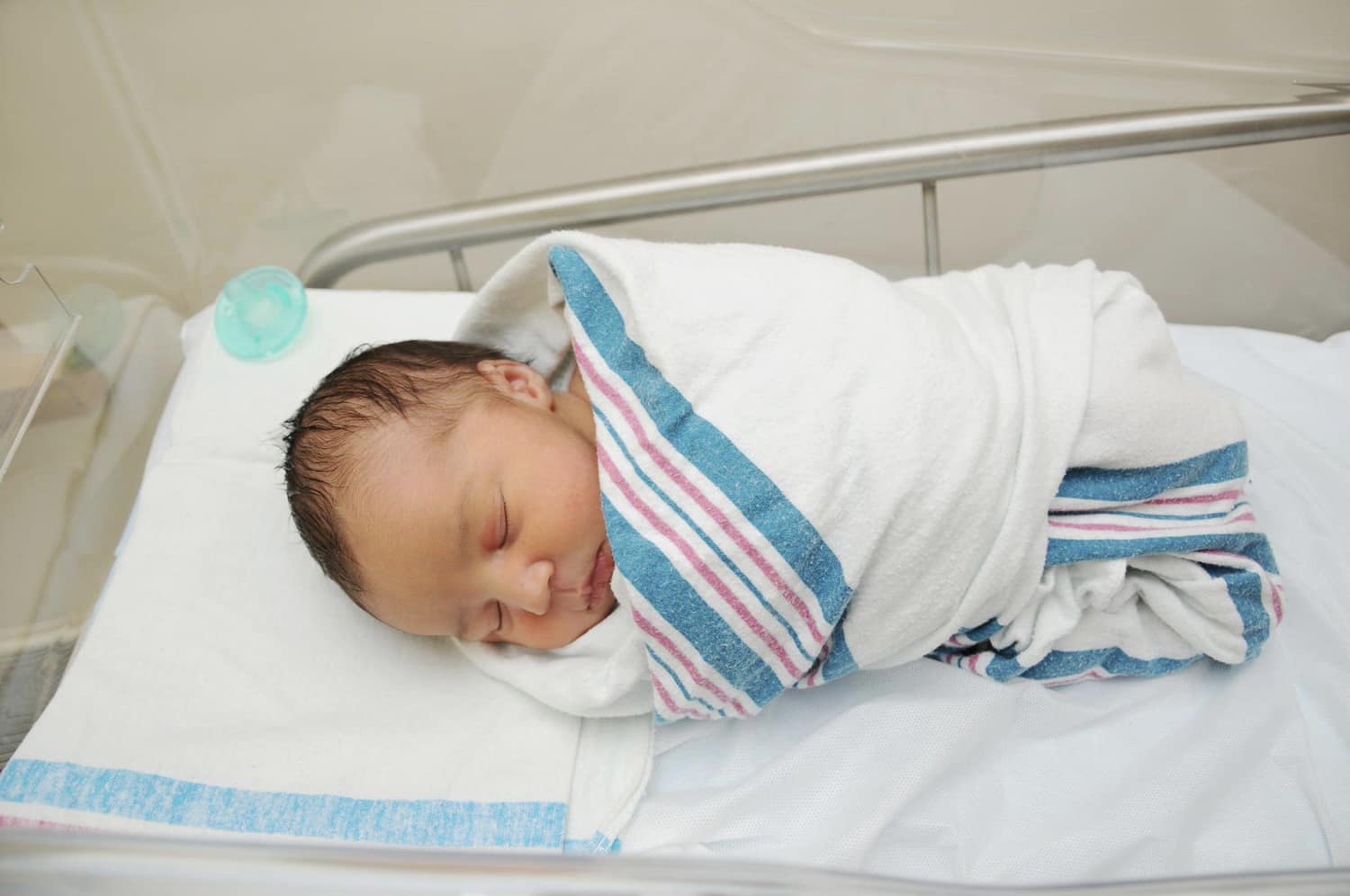 Három napos csecsemő életét mentették meg Székesfehérváron