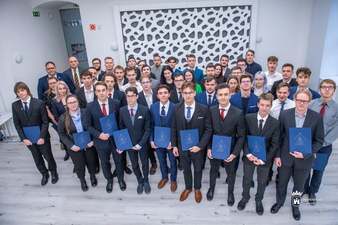 Február 27-ig pályázhatnak a fiatalok az Alba Regia Ösztöndíjakra