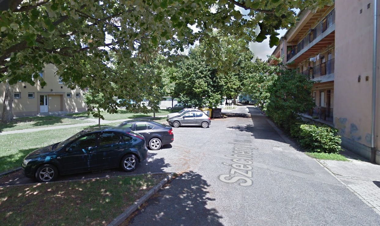 Ideiglenesen parkolási tilalom lesz hétfőn két helyszínen