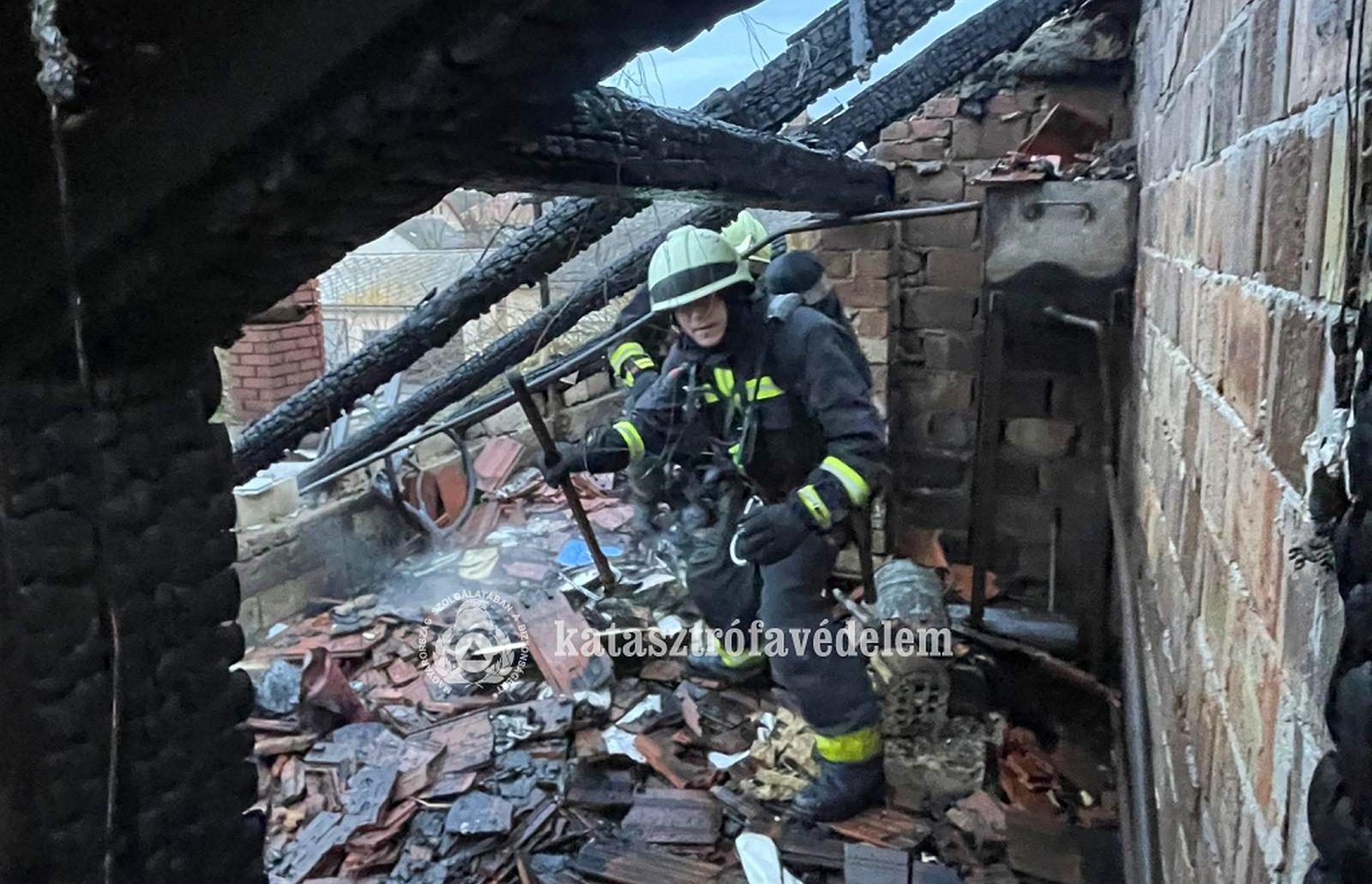 Három hónap alatt 84 lakástűzben hatan is megsérültek Fejér vármegyében