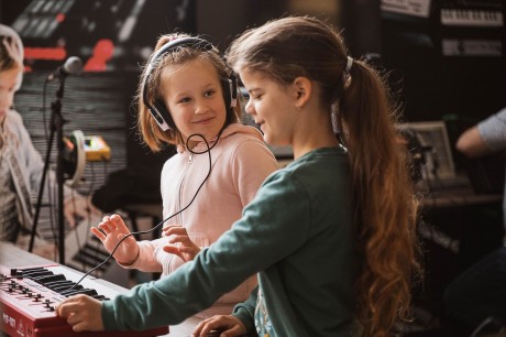 Hangszert a kézbe – Fehérvárra érkezik hétfőtől az országjáró zenei játéktér