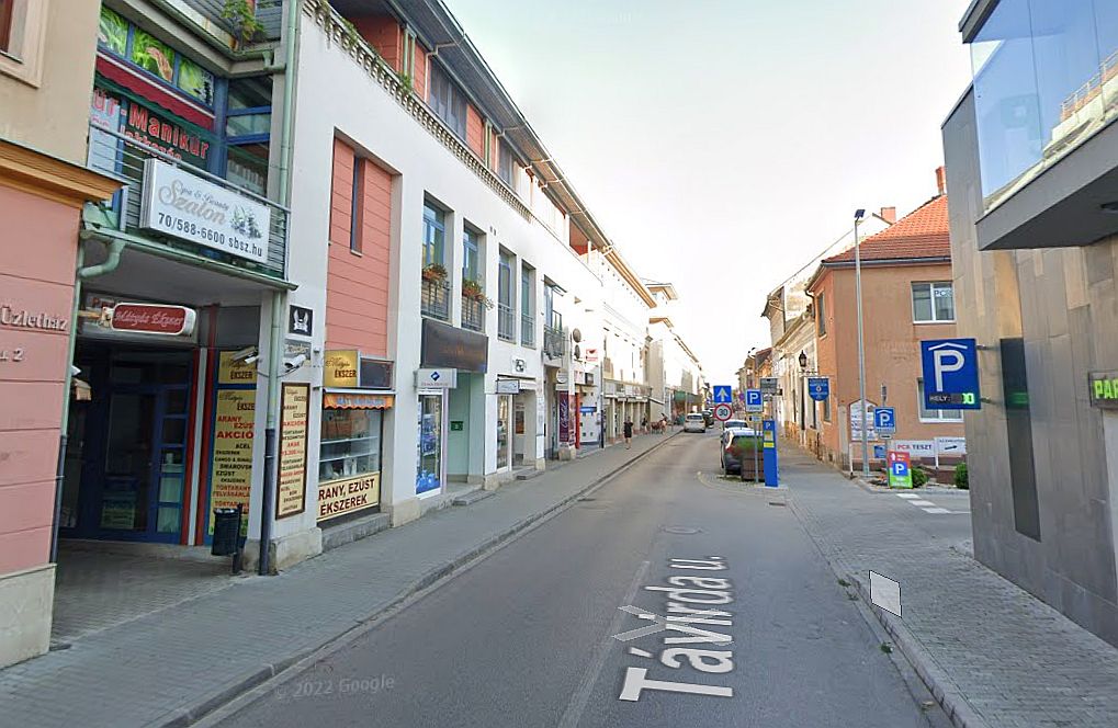 Forgalomkorlátozás a Távirdában - vasárnap teljes útzár lesz a rendelőintézet előtt