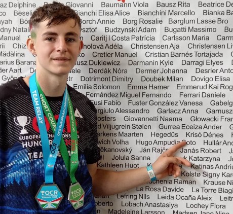 A falmászóból lett Európa bajnokságon résztvevő akadálypályás versenyző