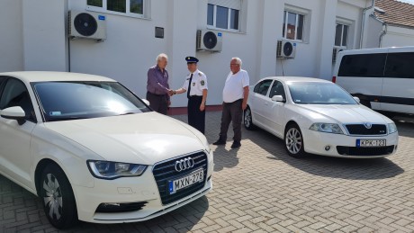 A térség közbiztonságának erősítéséért - autókat kaptak a polgárőrök