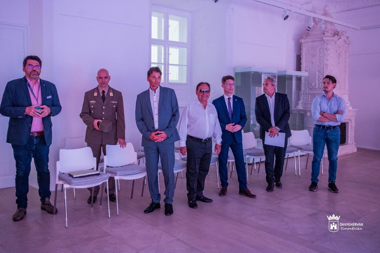 Munkácsy, hadtörténeti és katonazene-történeti kiállítás érkezik a Szent István Király Múzeumba