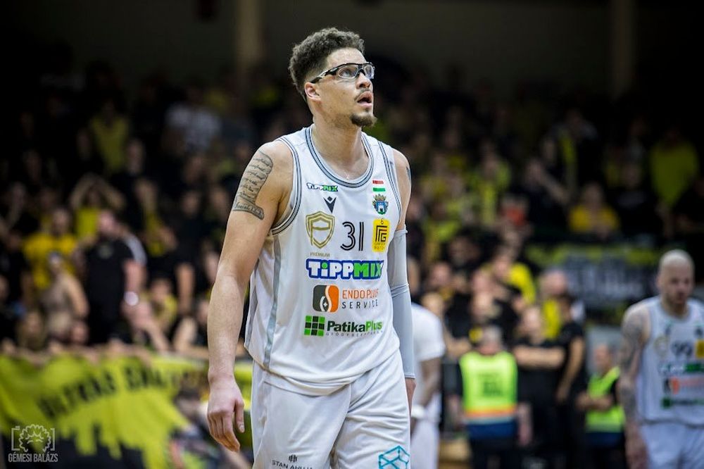 Isaiah Philmore marad Székesfehérváron és továbbra is az Albában folytatja