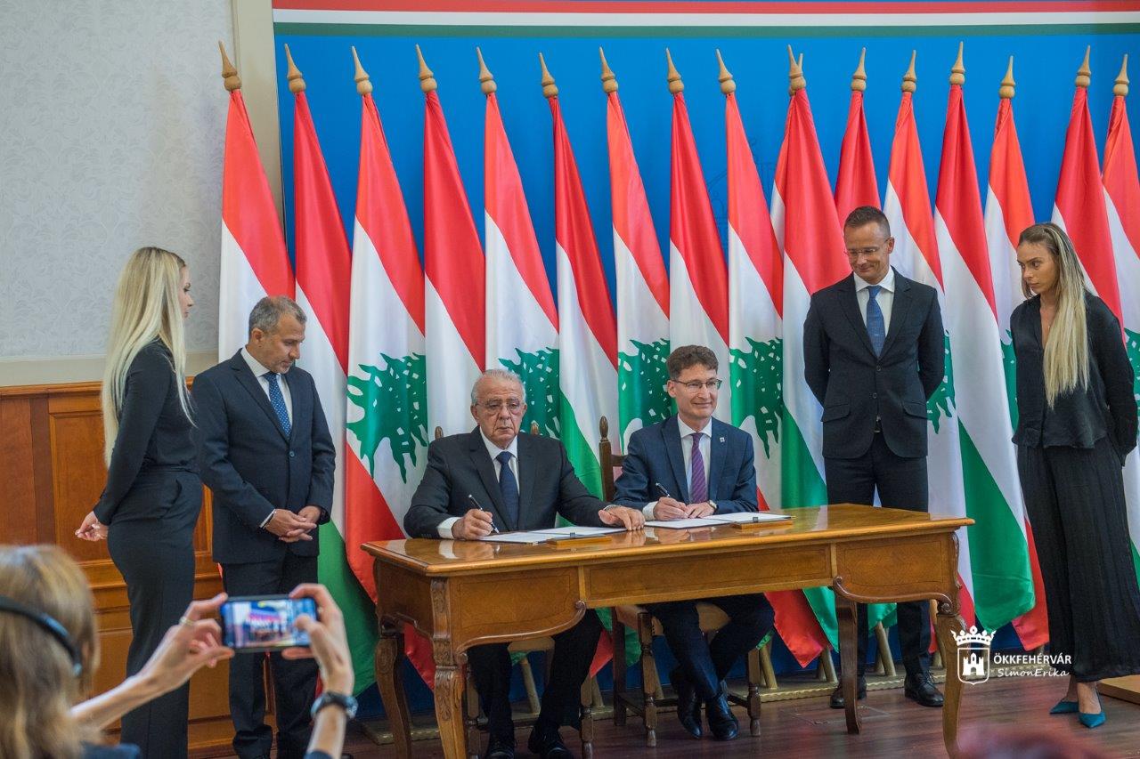 A keresztény értékek mentén - együttműködési szándéknyilatkozatot írt alá Székesfehérvár és Batroun